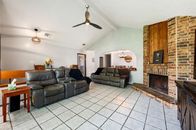 7805 Wakefield DR, Austin, TX 78749