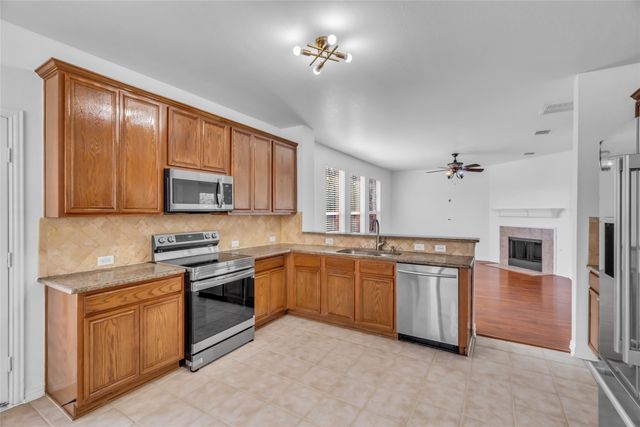 513 Renee Drive, Euless, TX 76040