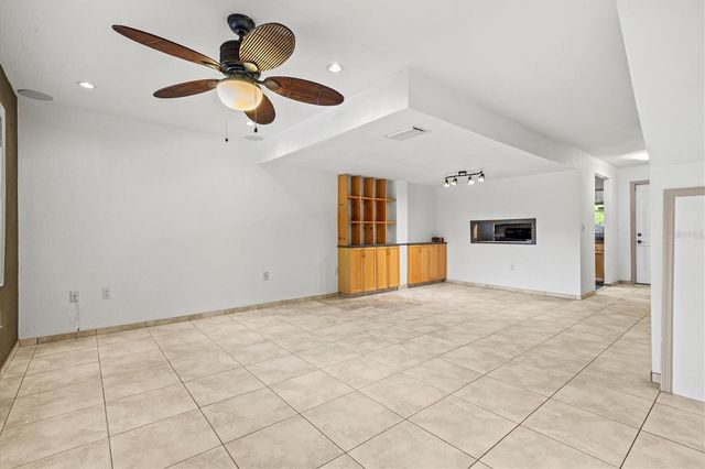 3202 RAMBLEWOOD DRIVE N, Sarasota, FL 34237
