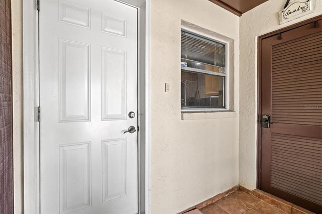 3202 RAMBLEWOOD DRIVE N, Sarasota, FL 34237