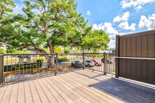 3202 RAMBLEWOOD DRIVE N, Sarasota, FL 34237
