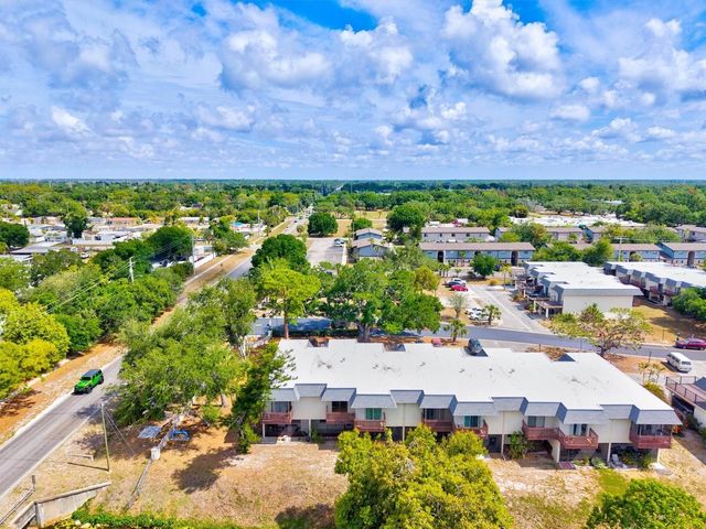 3202 RAMBLEWOOD DRIVE N, Sarasota, FL 34237