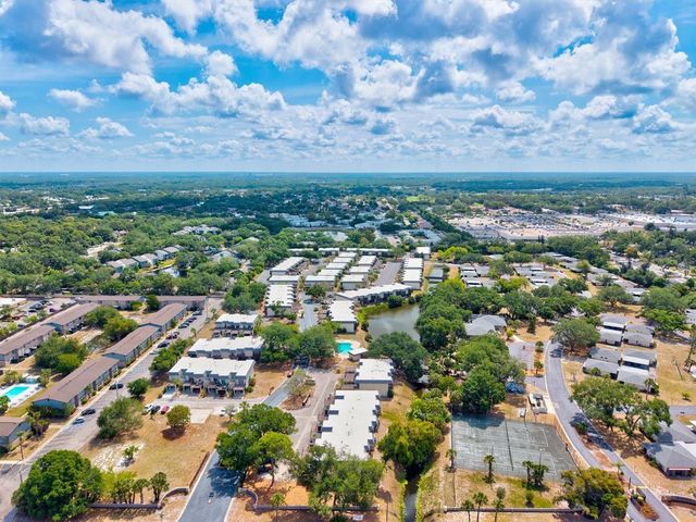 3202 RAMBLEWOOD DRIVE N, Sarasota, FL 34237
