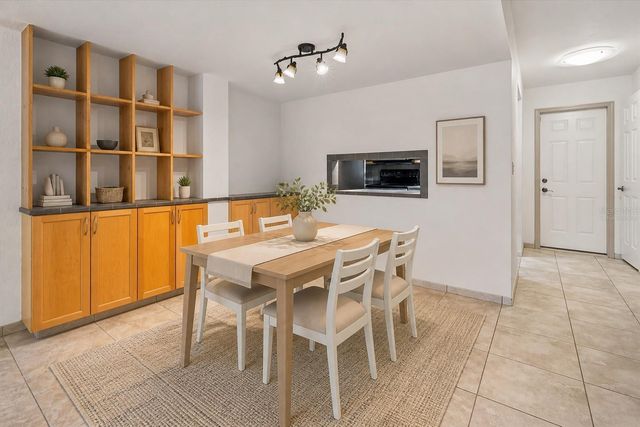 3202 RAMBLEWOOD DRIVE N, Sarasota, FL 34237