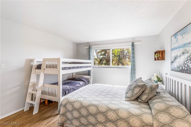 400 Forest Lakes BLVD 210, Naples, FL 34105