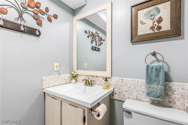 400 Forest Lakes BLVD 210, Naples, FL 34105