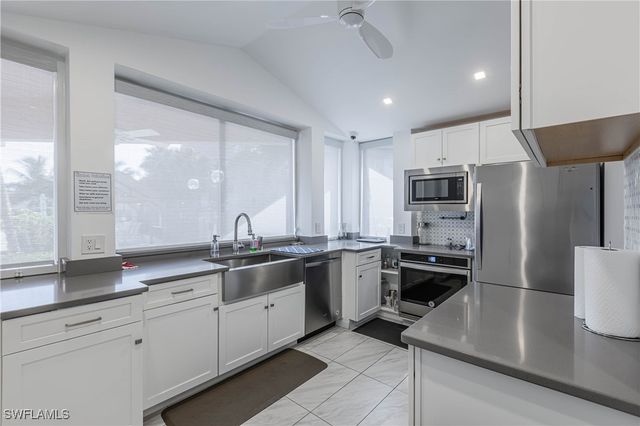 400 Forest Lakes BLVD 210, Naples, FL 34105