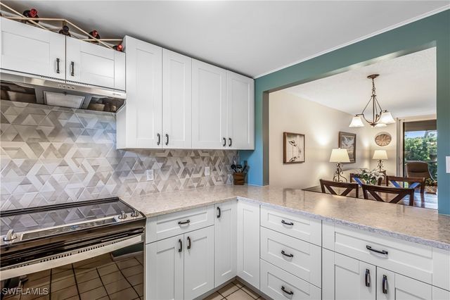 400 Forest Lakes BLVD 210, Naples, FL 34105