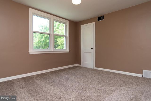 797 3RD AVE, Bristol, PA 19007