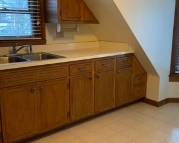 103 Park Street B, Yorkville, IL 60560