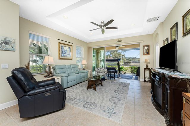 215 FONTANELLE CIRCLE, Venice, FL 34292