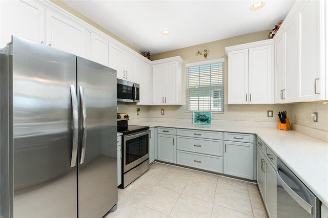 215 FONTANELLE CIRCLE, Venice, FL 34292