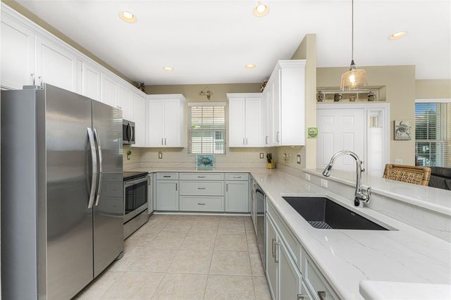 215 FONTANELLE CIRCLE, Venice, FL 34292