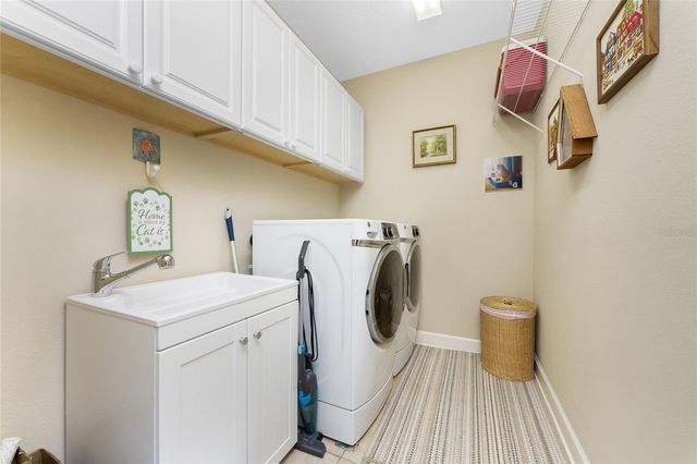 215 FONTANELLE CIRCLE, Venice, FL 34292