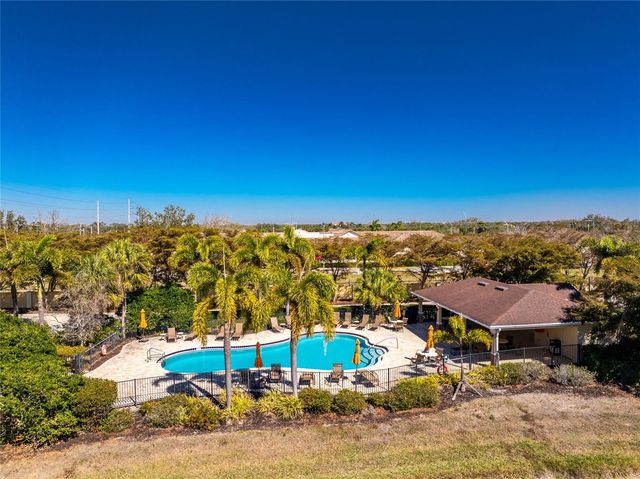 215 FONTANELLE CIRCLE, Venice, FL 34292