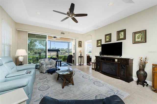 215 FONTANELLE CIRCLE, Venice, FL 34292