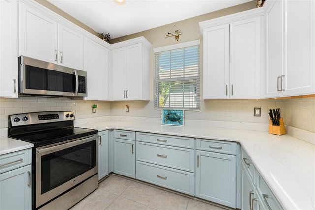 215 FONTANELLE CIRCLE, Venice, FL 34292