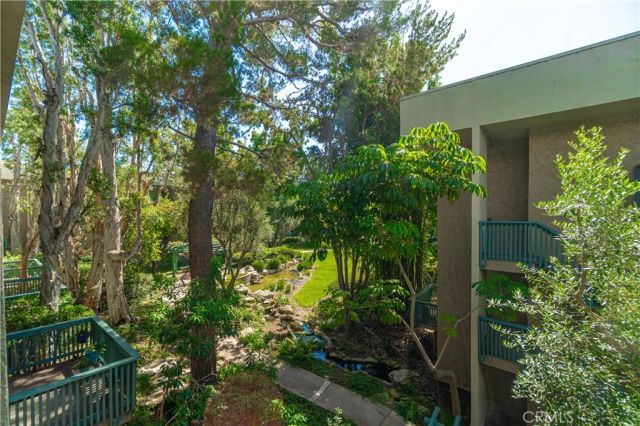 576 N Bellflower 222, Long Beach, CA 90814