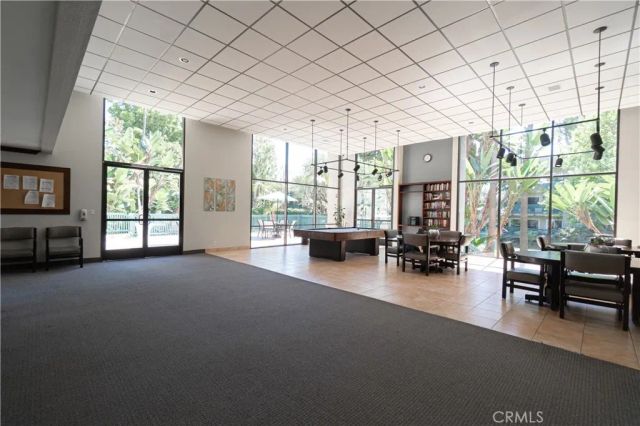 576 N Bellflower 222, Long Beach, CA 90814