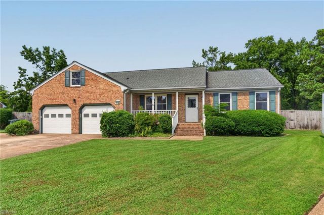 47 W River Point DR, Hampton, VA 23669