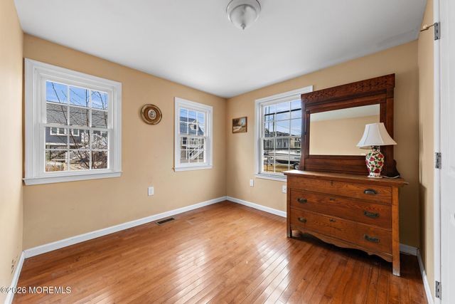 56 Jeffrey Drive, Beach Haven West, NJ 08050