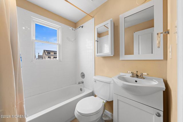 56 Jeffrey Drive, Beach Haven West, NJ 08050