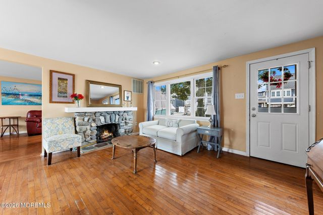 56 Jeffrey Drive, Beach Haven West, NJ 08050