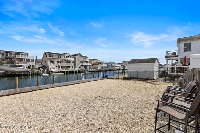 56 Jeffrey Drive, Beach Haven West, NJ 08050