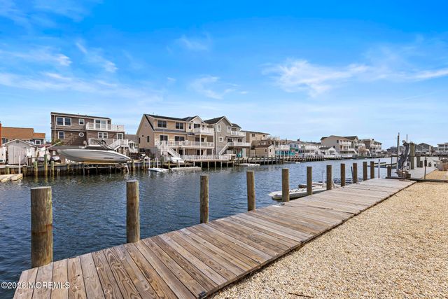56 Jeffrey Drive, Beach Haven West, NJ 08050