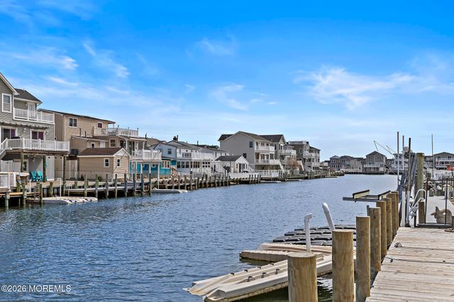 56 Jeffrey Drive, Beach Haven West, NJ 08050