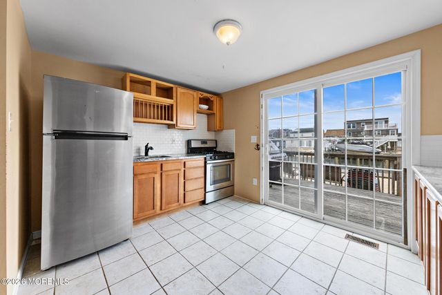 56 Jeffrey Drive, Beach Haven West, NJ 08050