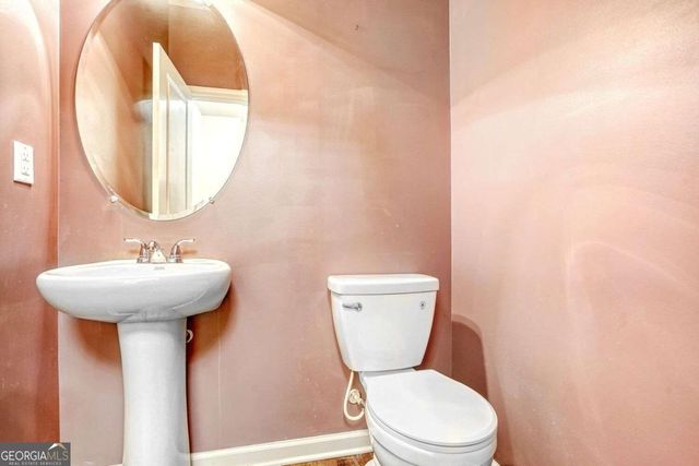 82 Fern Walk, Lawrenceville, GA 30045