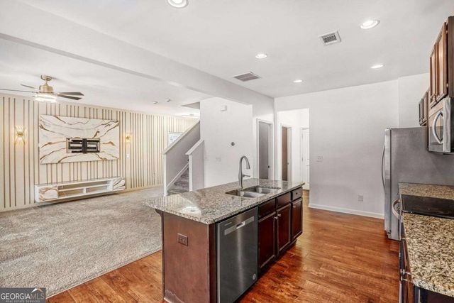 82 Fern Walk, Lawrenceville, GA 30045