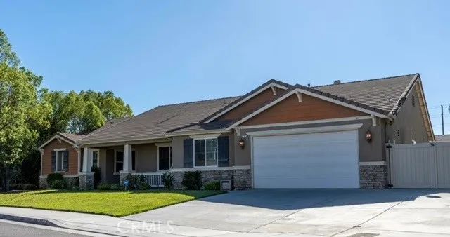 32819 Heversham Court, Menifee, CA 92584