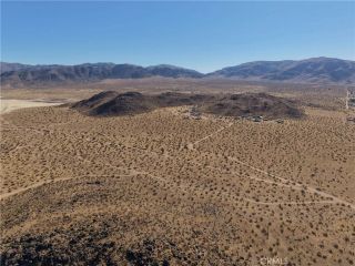 1 Fairview Valley, Apple Valley, CA 92307