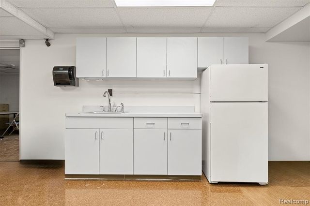 23700 Goddard Road, Taylor, MI 48180