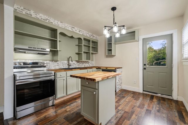 625 Fifth Street, Hot Springs National Park, AR 71913