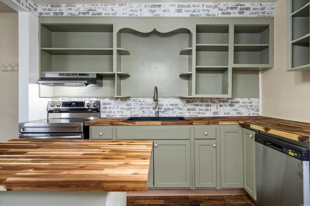 625 Fifth Street, Hot Springs National Park, AR 71913