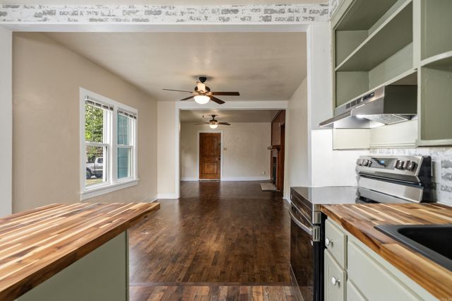 625 Fifth Street, Hot Springs National Park, AR 71913