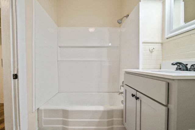 625 Fifth Street, Hot Springs National Park, AR 71913