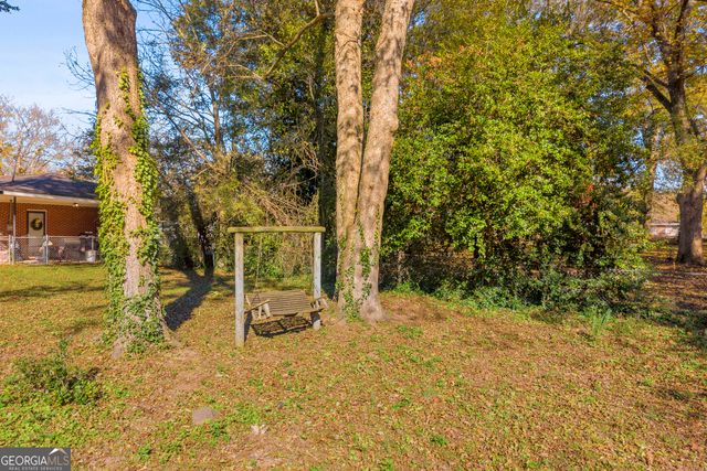 70 Bowers Street, Royston, GA 30662