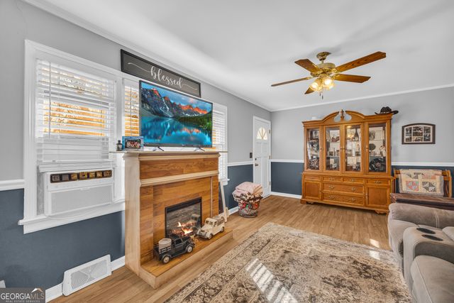 70 Bowers Street, Royston, GA 30662