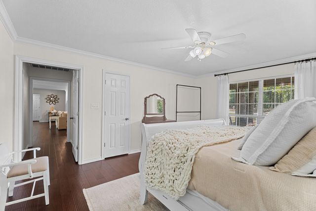 16691 S Lakeview Drive, Troup, TX 75789