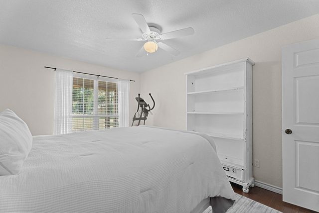 16691 S Lakeview Drive, Troup, TX 75789