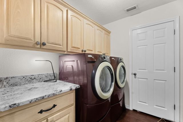 16691 S Lakeview Drive, Troup, TX 75789