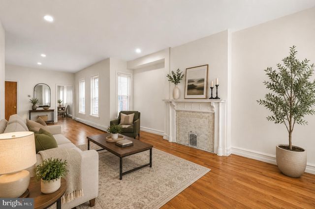 4438 LUDLOW ST, Philadelphia, PA 19104