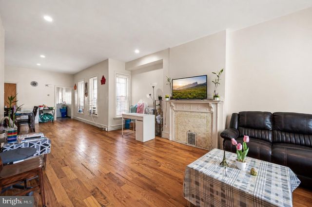 4438 LUDLOW ST, Philadelphia, PA 19104