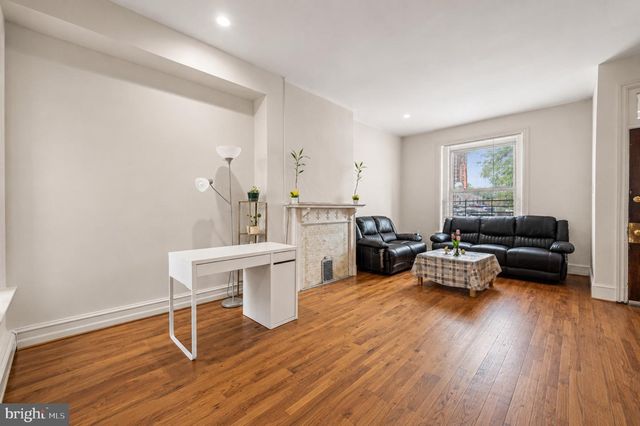 4438 LUDLOW ST, Philadelphia, PA 19104