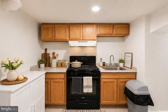 4438 LUDLOW ST, Philadelphia, PA 19104