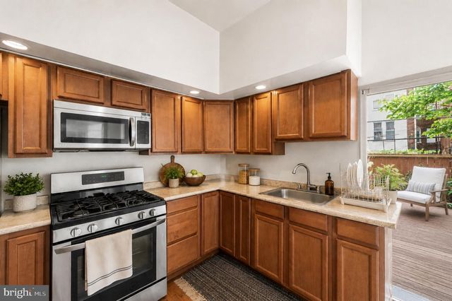4438 LUDLOW ST, Philadelphia, PA 19104